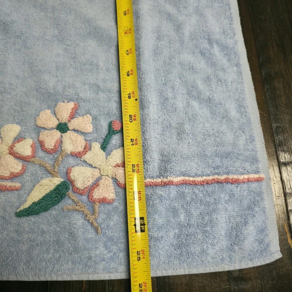 Vintage-Style Light Blue Turkish Cotton Towel Set with Chenille Floral Appliqués